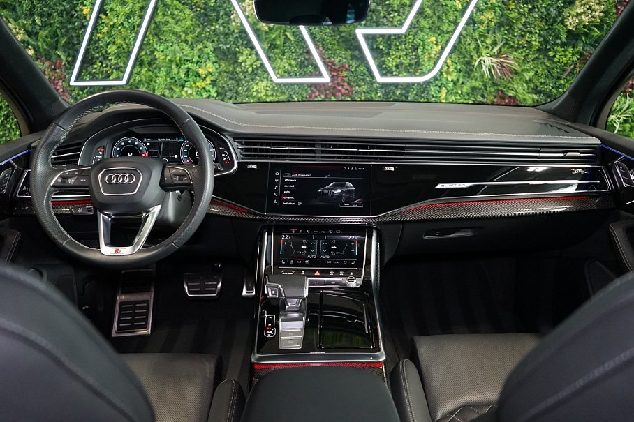 Audi SQ7 TFSI quattro