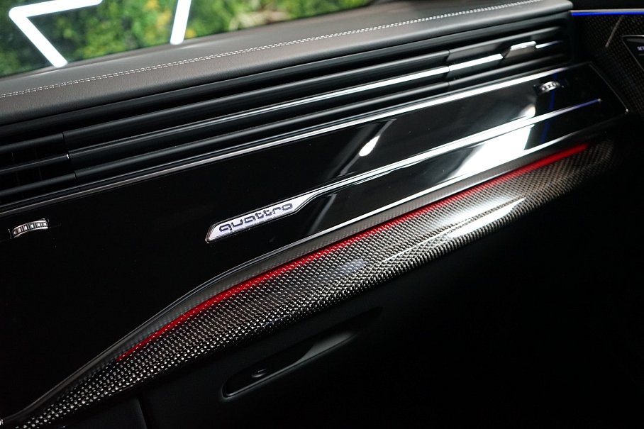 Audi SQ7 TFSI quattro