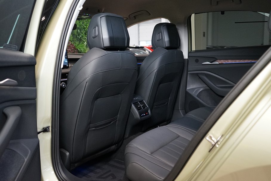 Škoda Superb 2.0 TDI L&K