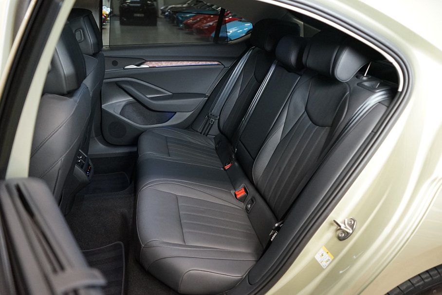 Škoda Superb 2.0 TDI L&K