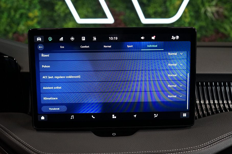 Škoda Superb 2.0 TDI L&K