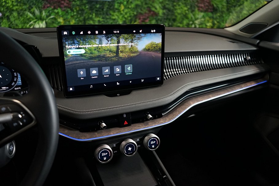 Škoda Superb 2.0 TDI L&K