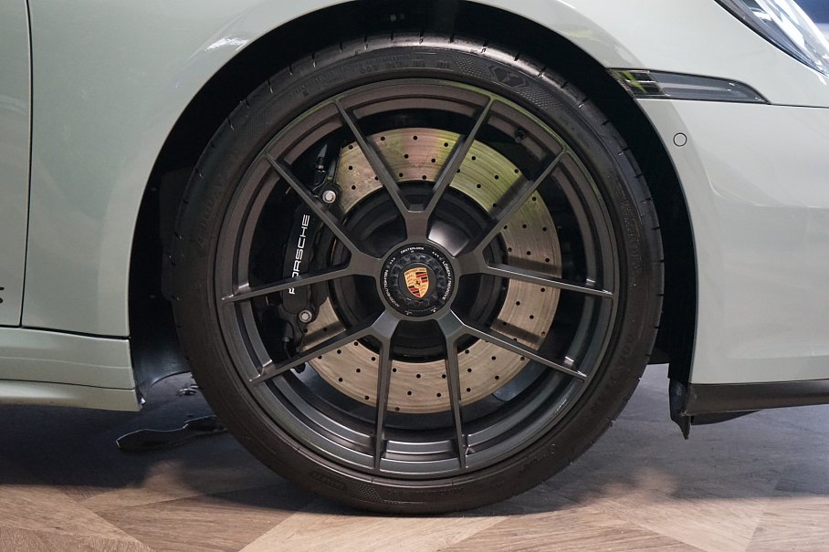 Porsche 911 992.2 Carrera GTS Cabriolet