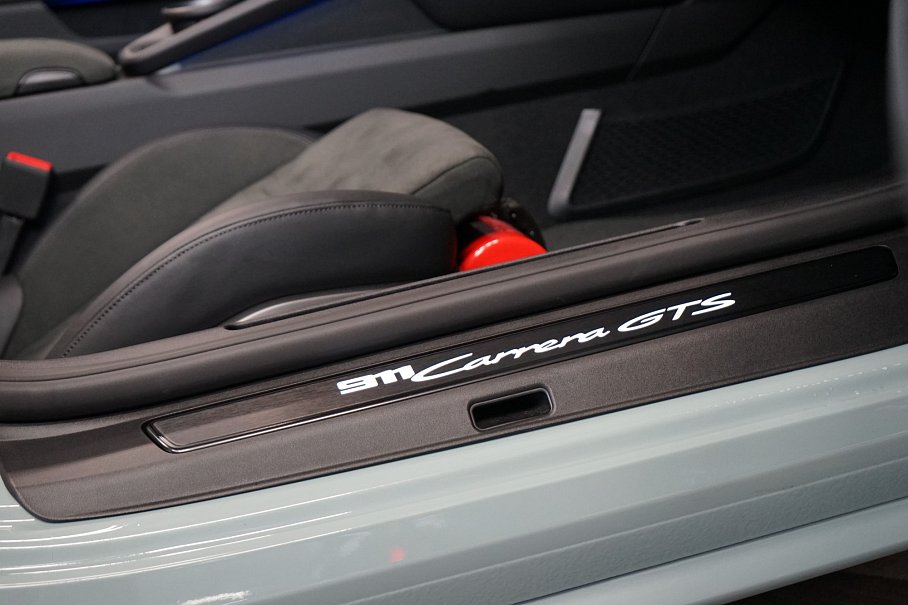 Porsche 911 992.2 Carrera GTS Cabriolet