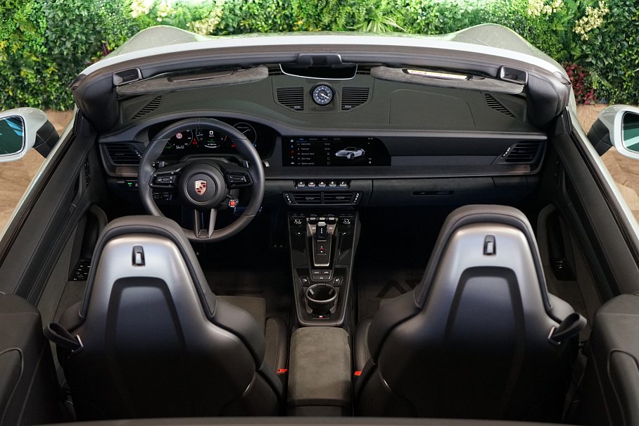 Porsche 911 992.2 Carrera GTS Cabriolet