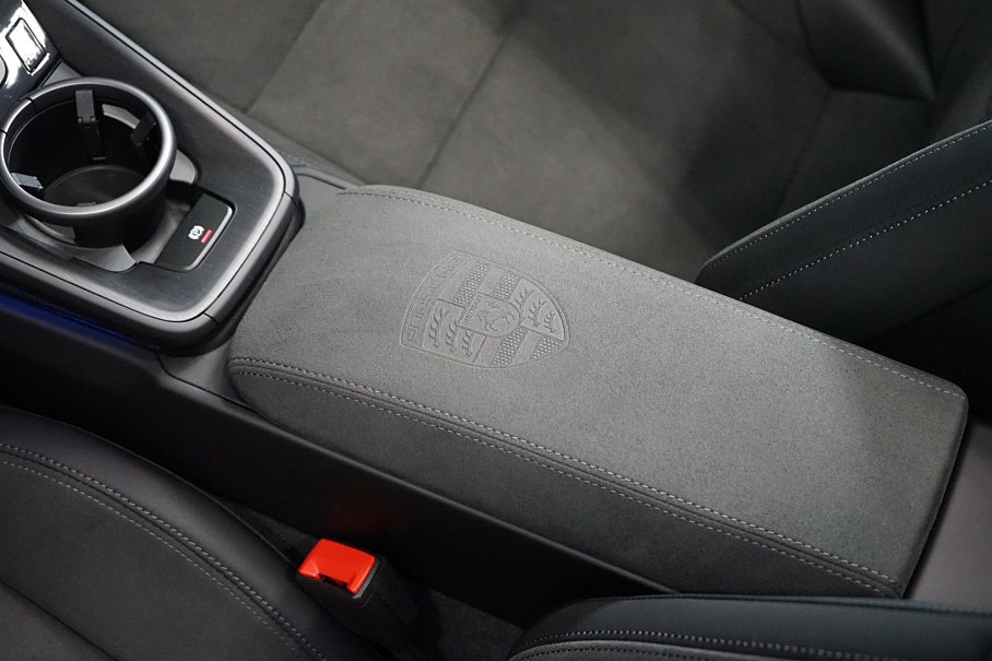 Porsche 911 992.2 Carrera GTS Cabriolet