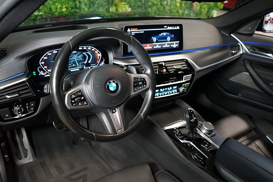 BMW Řada 5 M550i xDrive