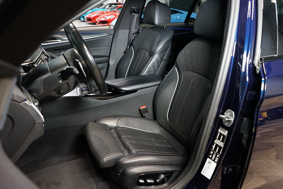 BMW Řada 5 M550i xDrive
