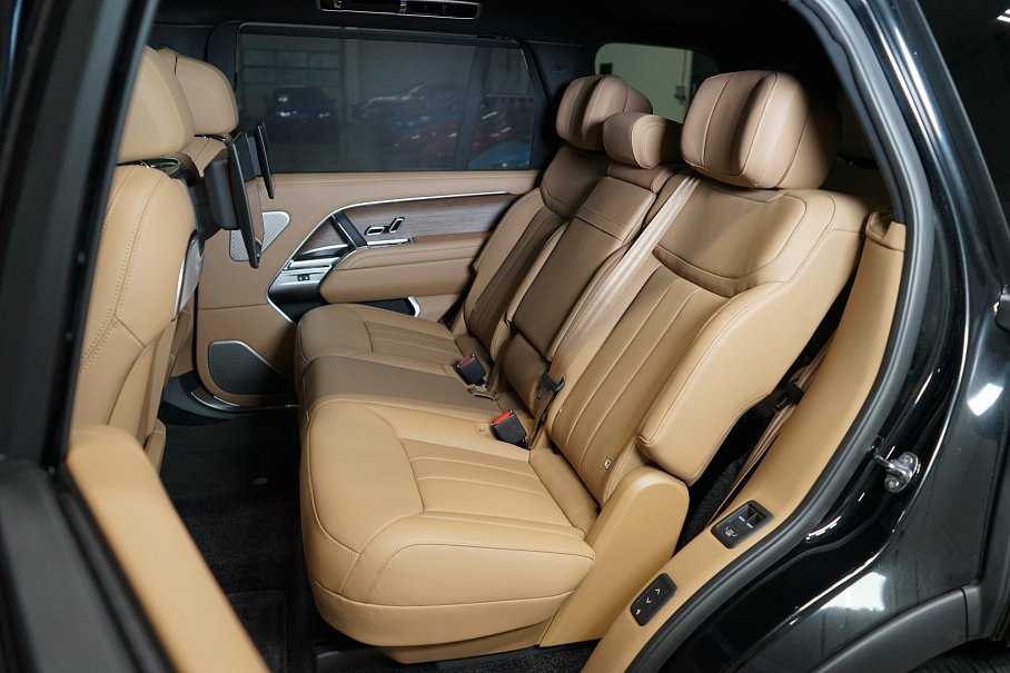 Land Rover Range Rover D350 LWB