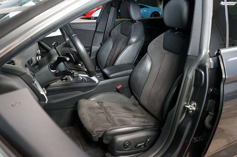 Audi A5 2.0 TDI quattro Sportback