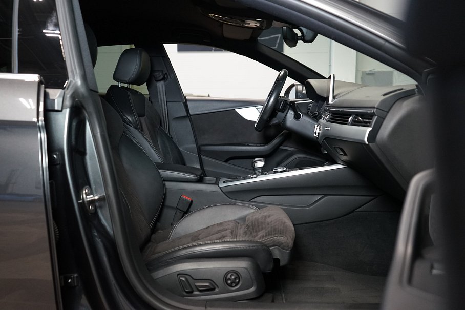 Audi A5 2.0 TDI quattro Sportback