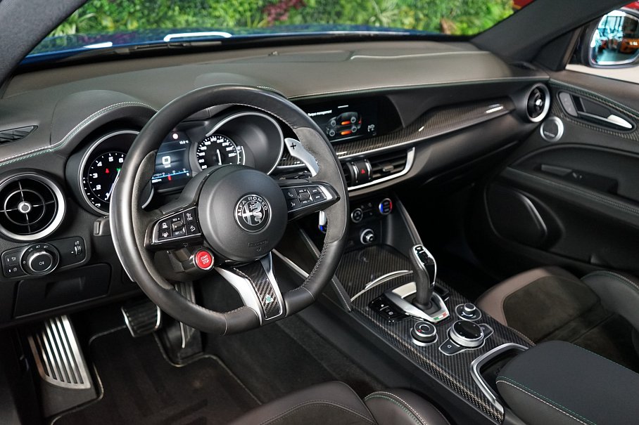 Alfa Romeo Stelvio Quadrifoglio