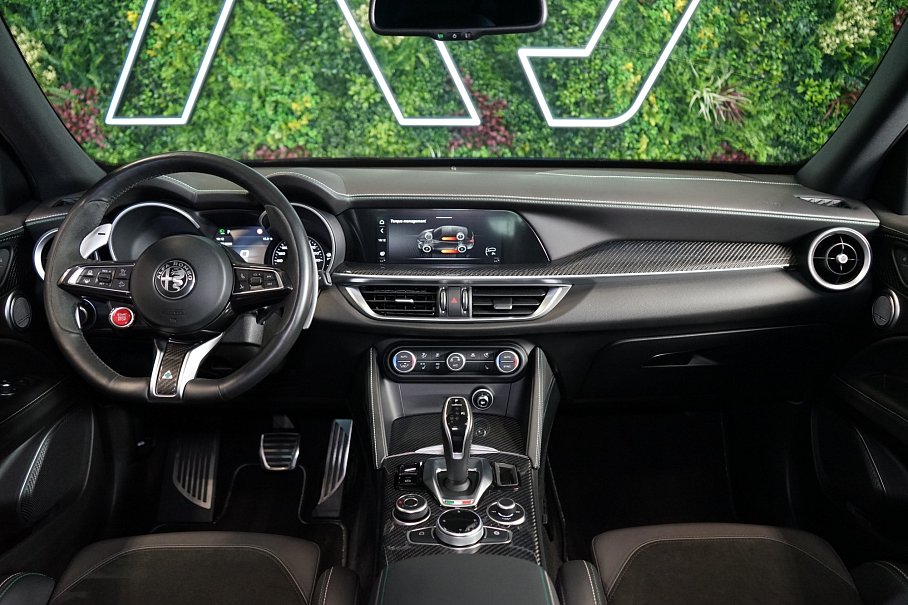 Alfa Romeo Stelvio Quadrifoglio