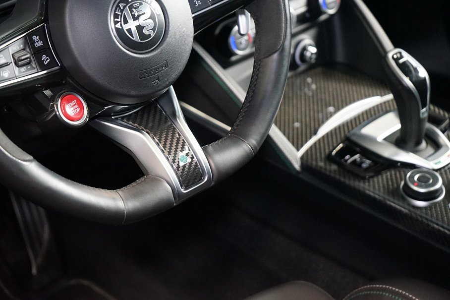 Alfa Romeo Stelvio Quadrifoglio