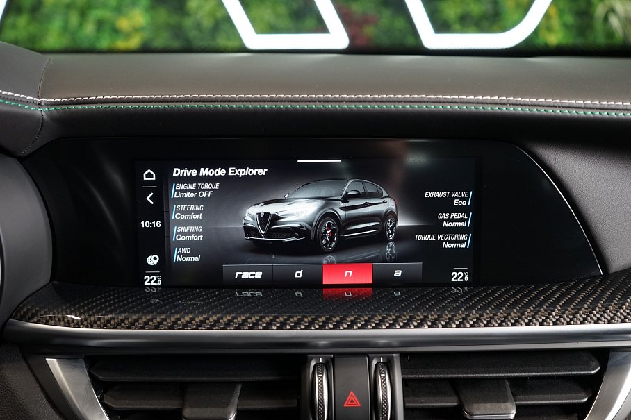 Alfa Romeo Stelvio Quadrifoglio