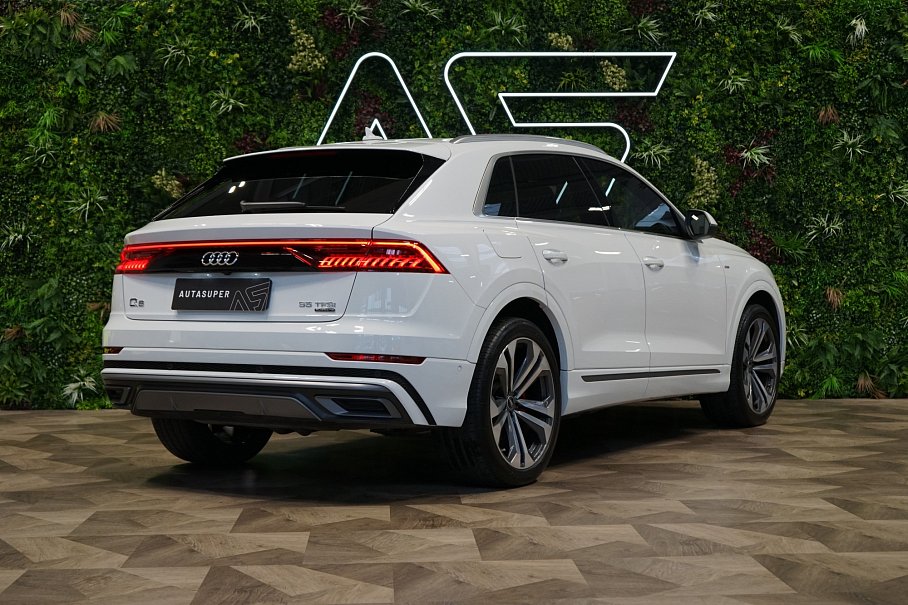 Audi Q8 55 TFSI quattro