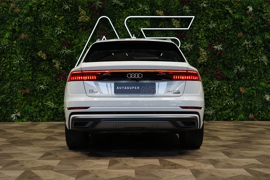 Audi Q8 55 TFSI quattro