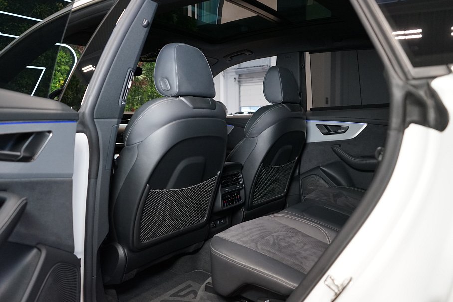 Audi Q8 55 TFSI quattro