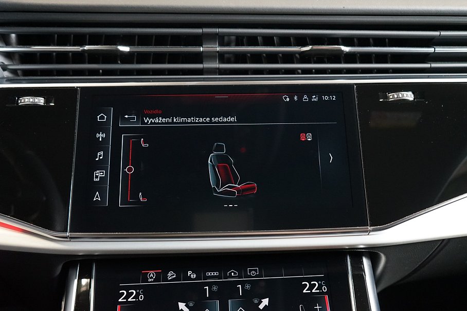 Audi Q8 55 TFSI quattro