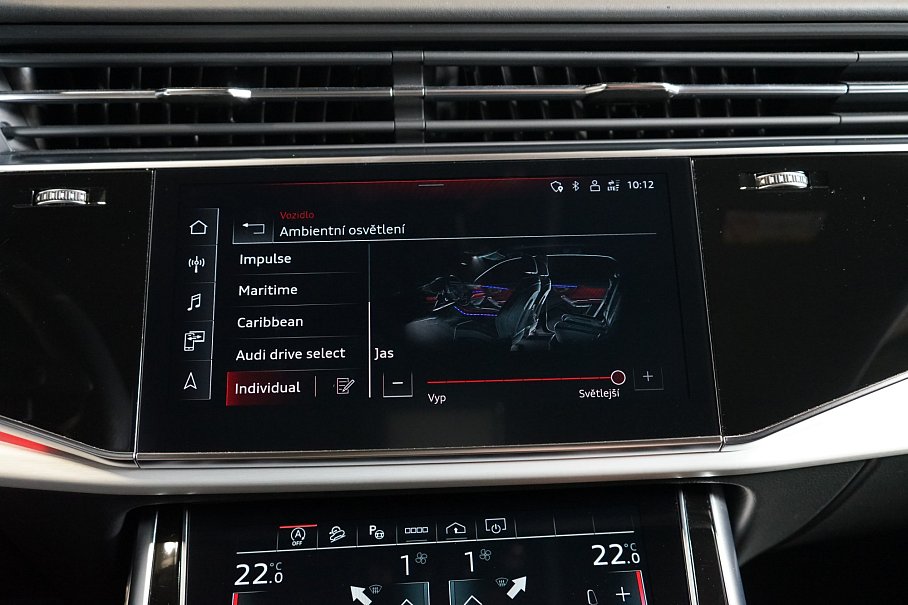 Audi Q8 55 TFSI quattro