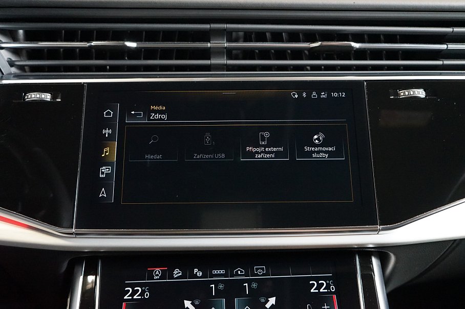 Audi Q8 55 TFSI quattro