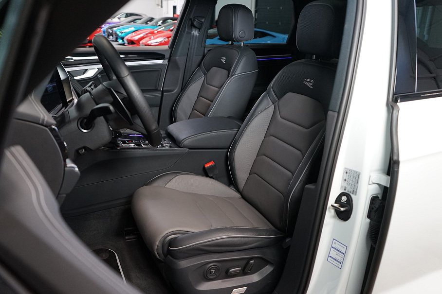 Volkswagen Touareg 3.0 TDI R-Line 4Motion