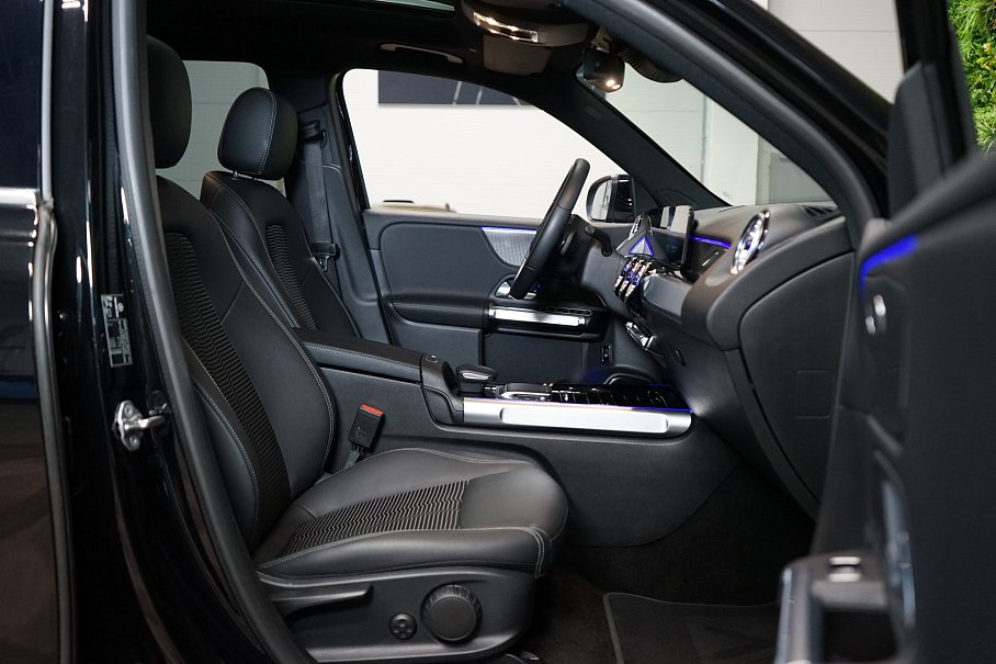 Mercedes-Benz EQB 300 4Matic