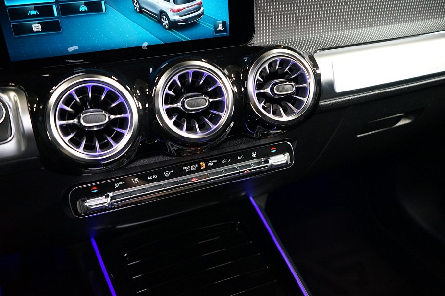 Mercedes-Benz EQB 300 4Matic