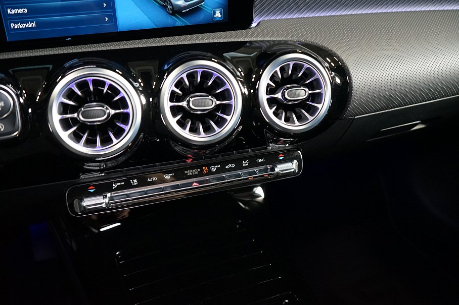 Mercedes-Benz Třída A 200d