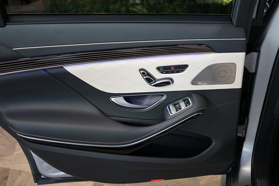 Mercedes-Benz Třída S 560 4Matic