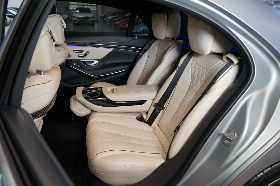 Mercedes-Benz Třída S 560 4Matic