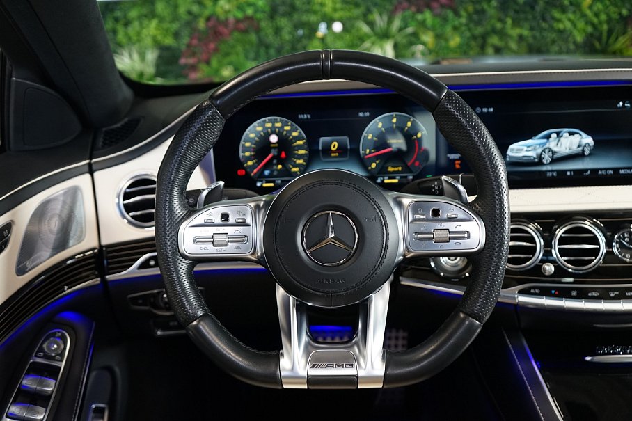 Mercedes-Benz Třída S 560 4Matic
