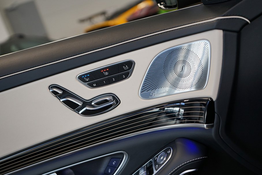 Mercedes-Benz Třída S 560 4Matic