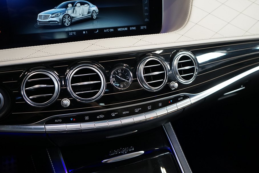 Mercedes-Benz Třída S 560 4Matic