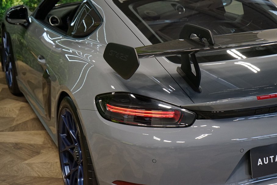 Porsche Cayman 718 GT4 RS