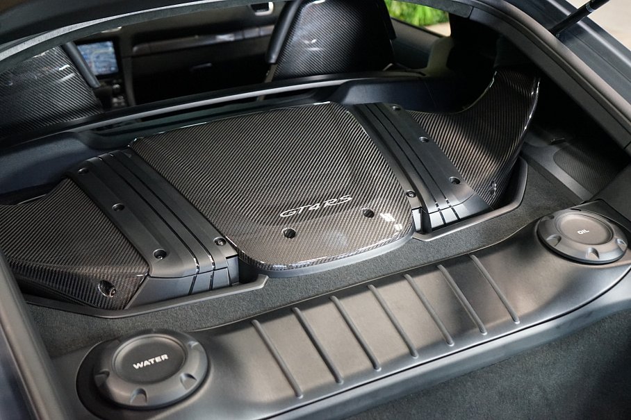 Porsche Cayman 718 GT4 RS