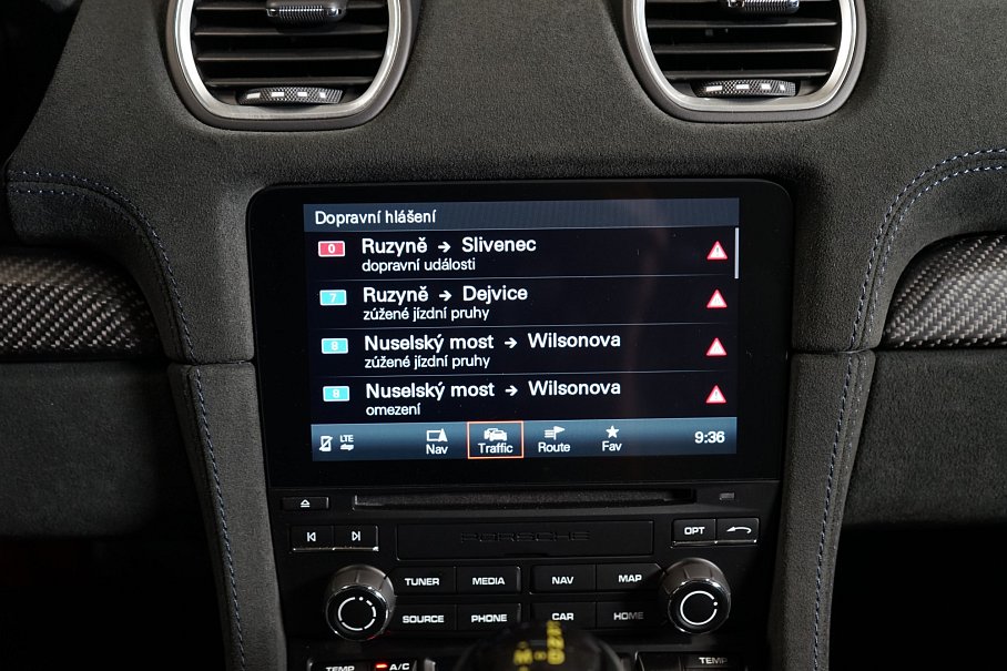 Porsche Cayman 718 GT4 RS