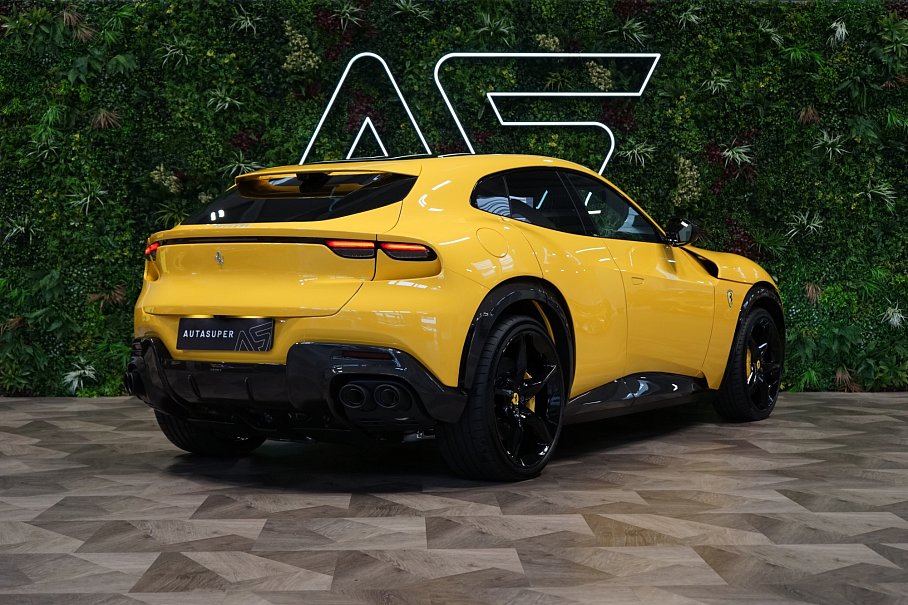 Ferrari Purosangue 