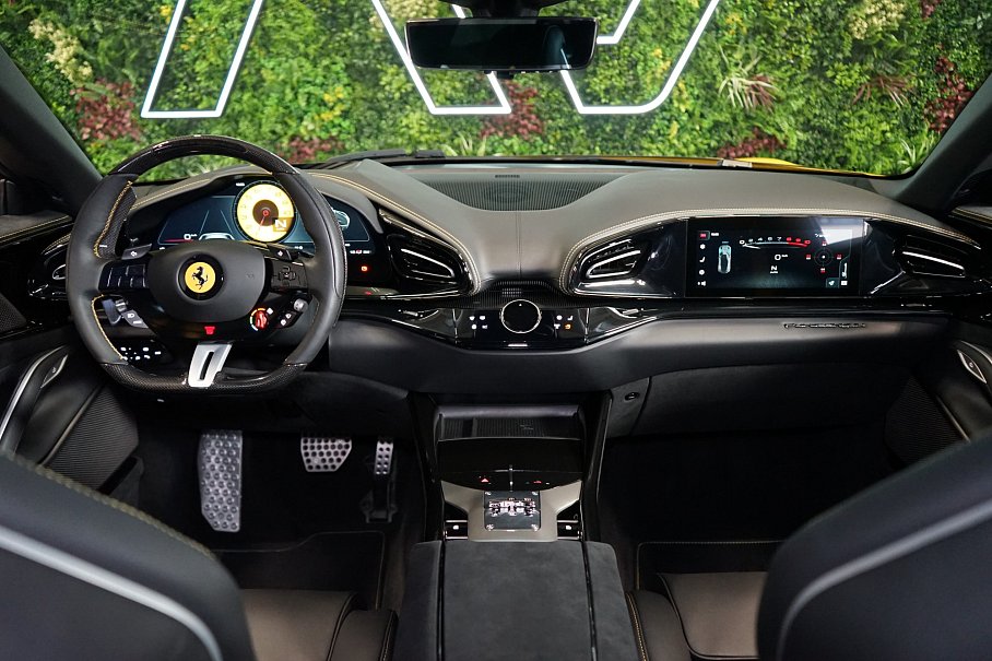 Ferrari Purosangue 