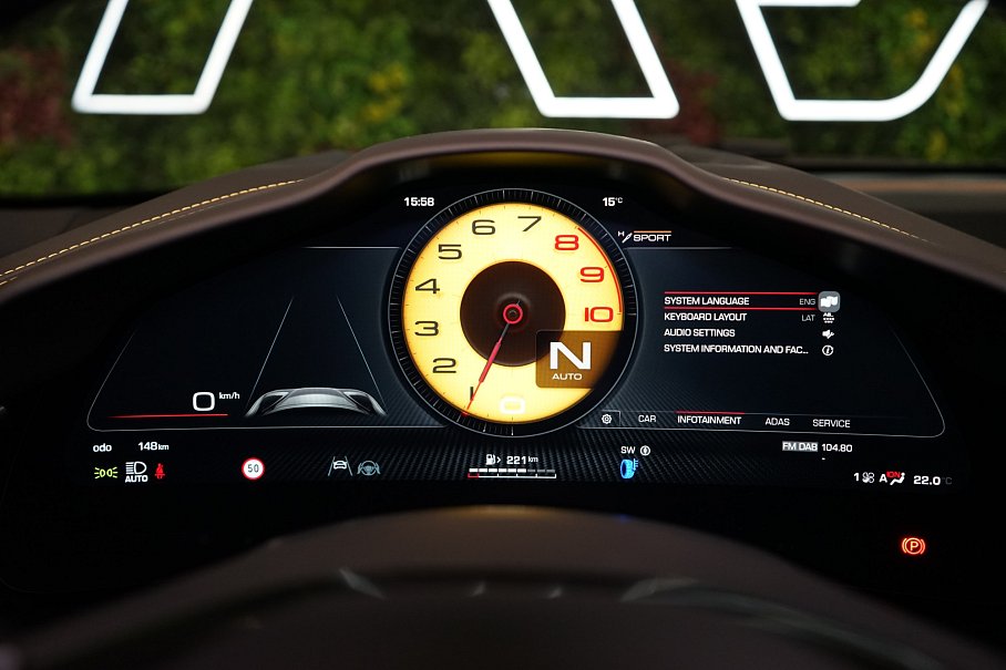 Ferrari Purosangue 