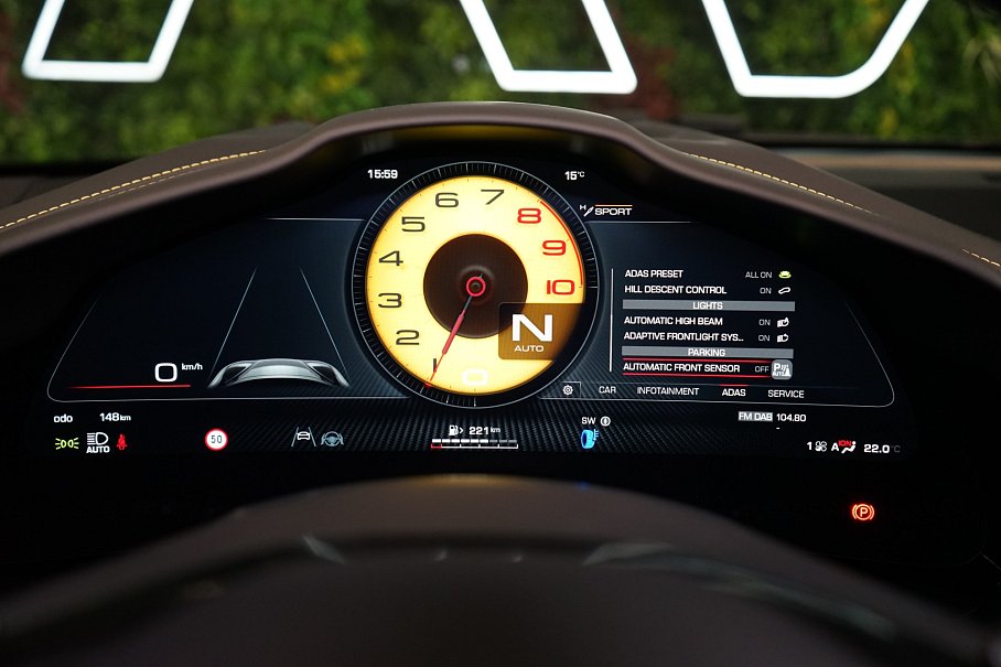 Ferrari Purosangue 