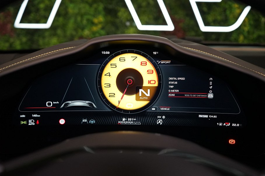 Ferrari Purosangue 