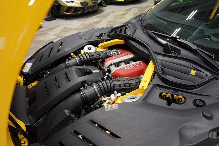 Ferrari Purosangue 