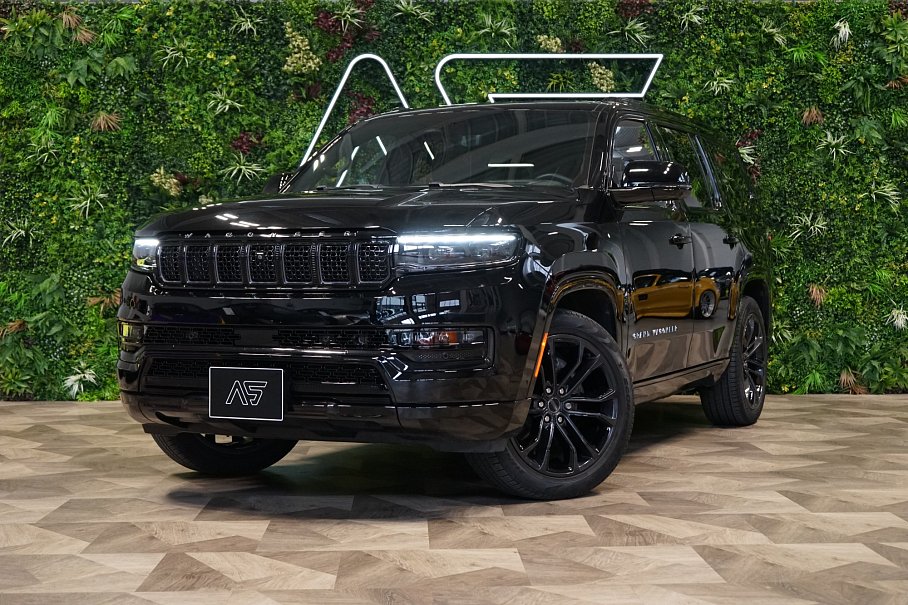 Jeep Grand Wagoneer Series 2