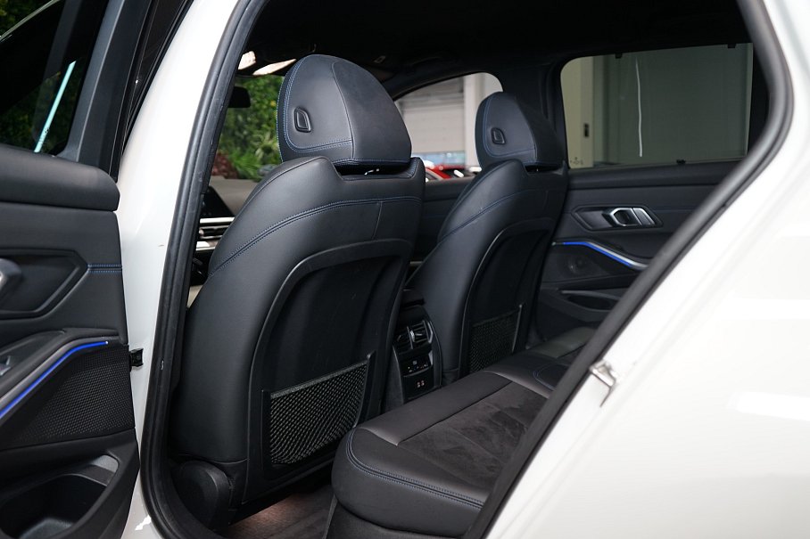 BMW Řada 3 320d xDrive Touring