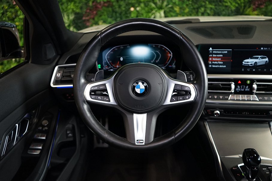 BMW Řada 3 320d xDrive Touring