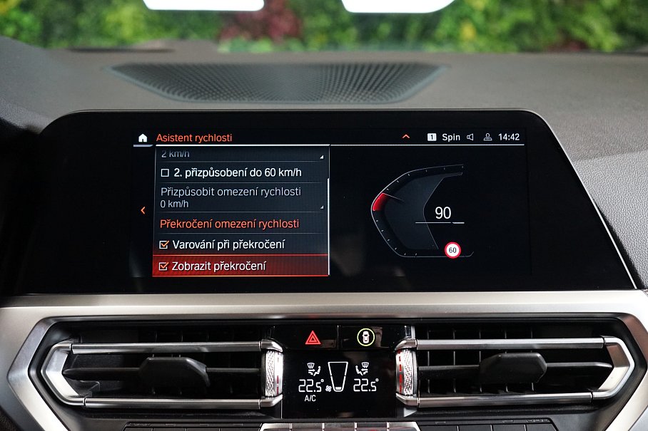 BMW Řada 3 320d xDrive Touring