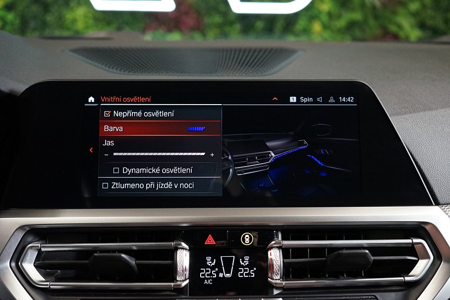 BMW Řada 3 320d xDrive Touring