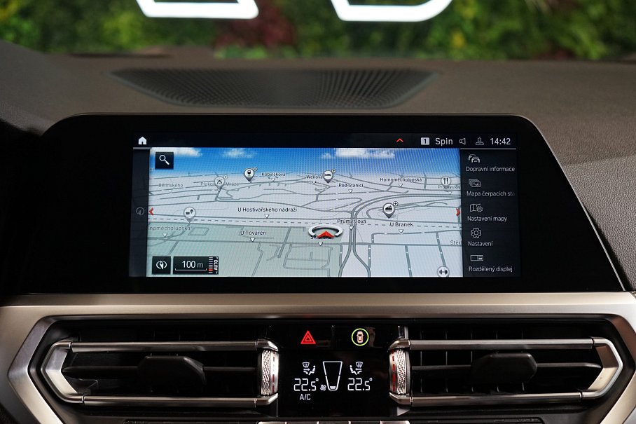 BMW Řada 3 320d xDrive Touring