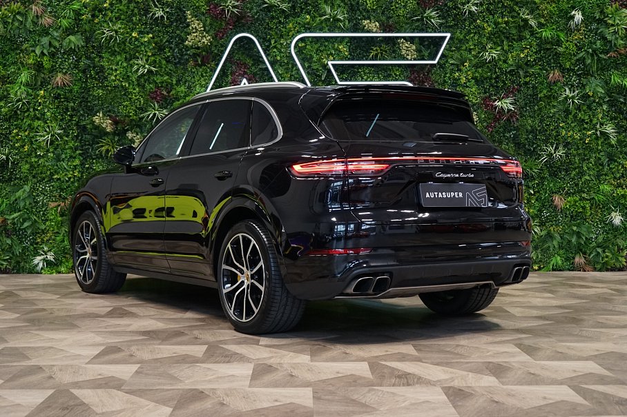 Porsche Cayenne Turbo